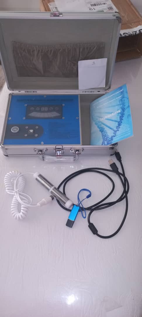 2025-5-9 Argelia Khouloud Descarga software analizador Quantum